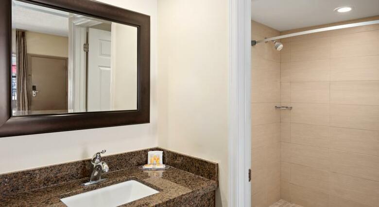Hotel Days Inn Miami Airport North