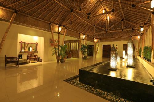 Hotel Living Asia Resort And Spa