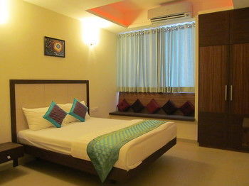Bed & Breakfast Ixora Suites