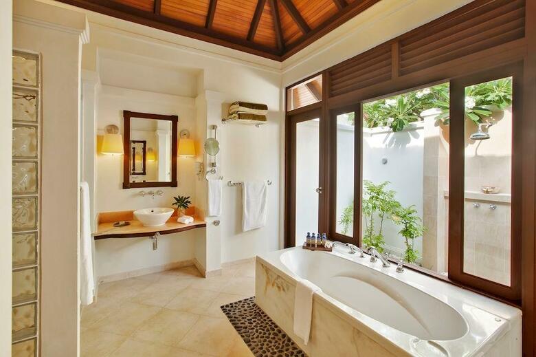 Hotel Kurumba Maldives