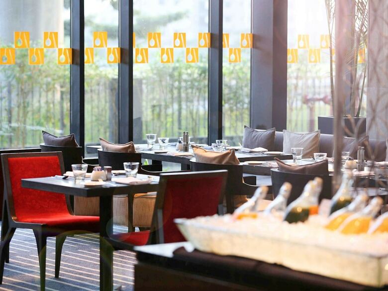 Novotel Kolkata Hotel And Residences