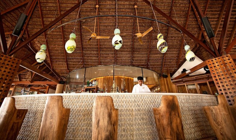 Hotel Constance Moofushi Maldives - All Inclusive