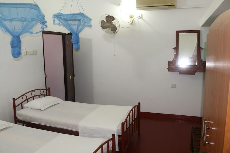 Villa Sayuru Inn
