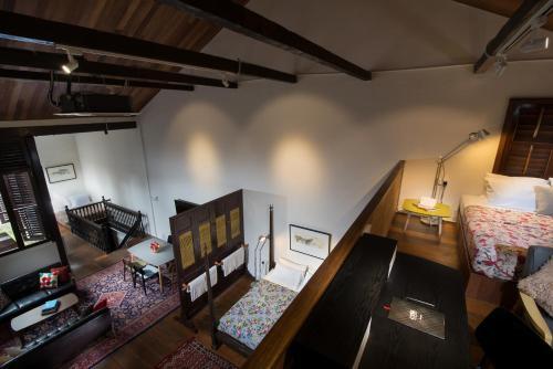 Posada Muntri Mews