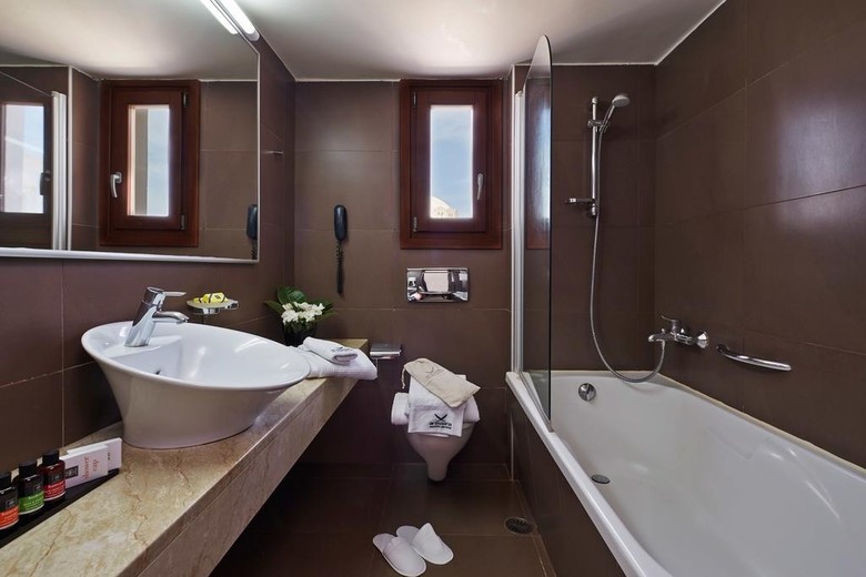 Hotel Aressana Spa& Suites