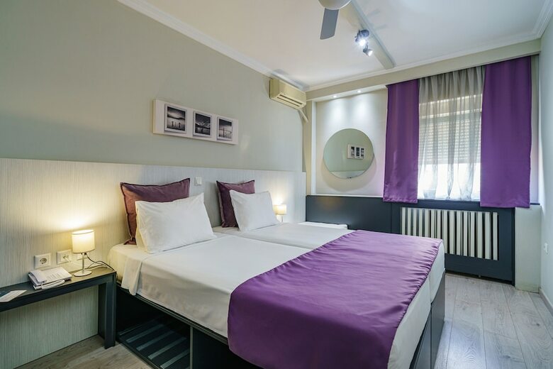 Hotel Capsis