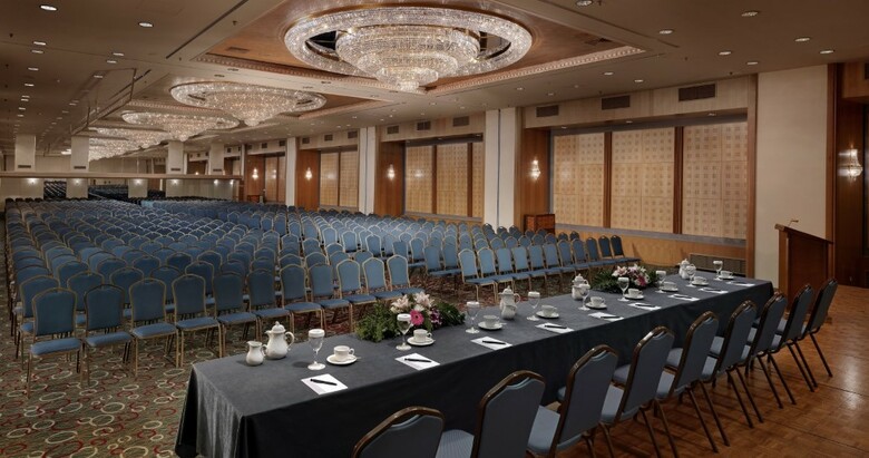 Hotel Divani Caravel