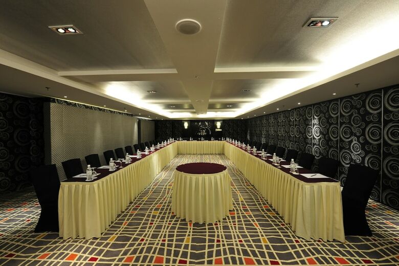 Ming Garden Hotel & Residences