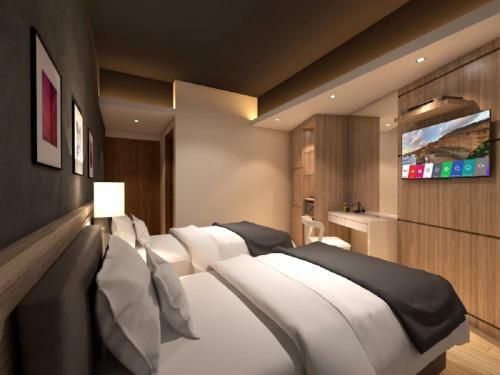 Grand Hallmark Hotel