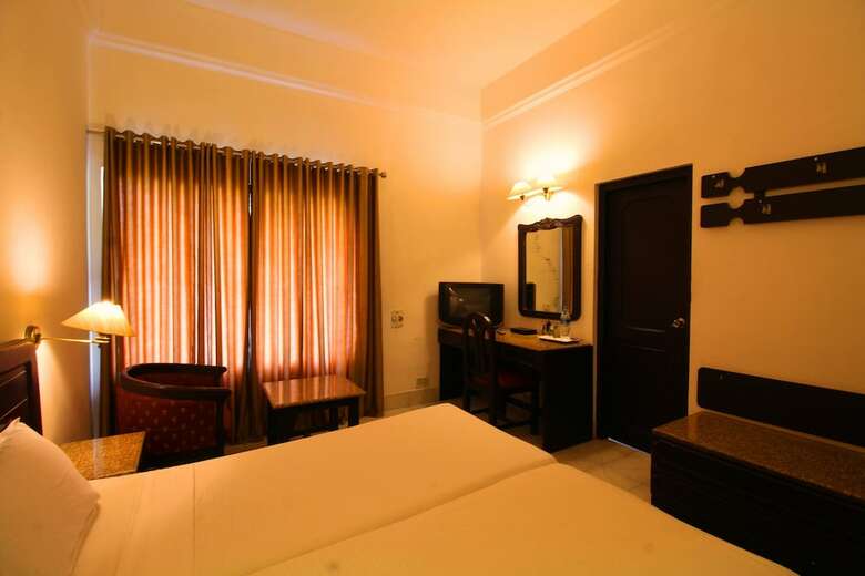 Hotel Sopanam Heritage
