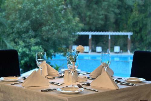 Hotel The Manohar Hyderabad