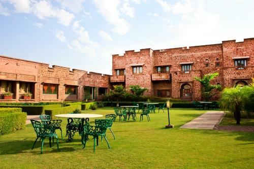 Bijolai Palace A Treehouse Palace Hotel