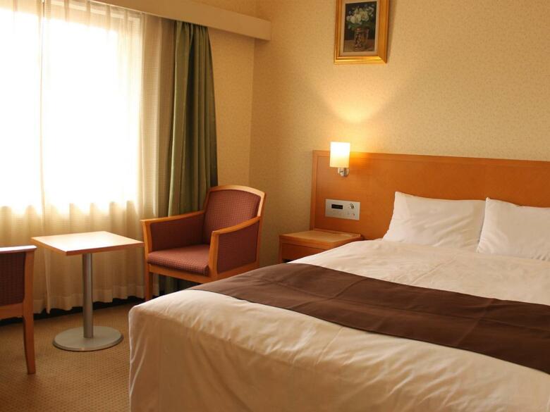 Hotel Livemax Yokohama-kannai