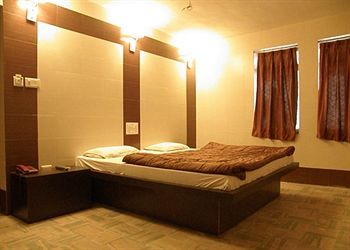 Golden Hotel