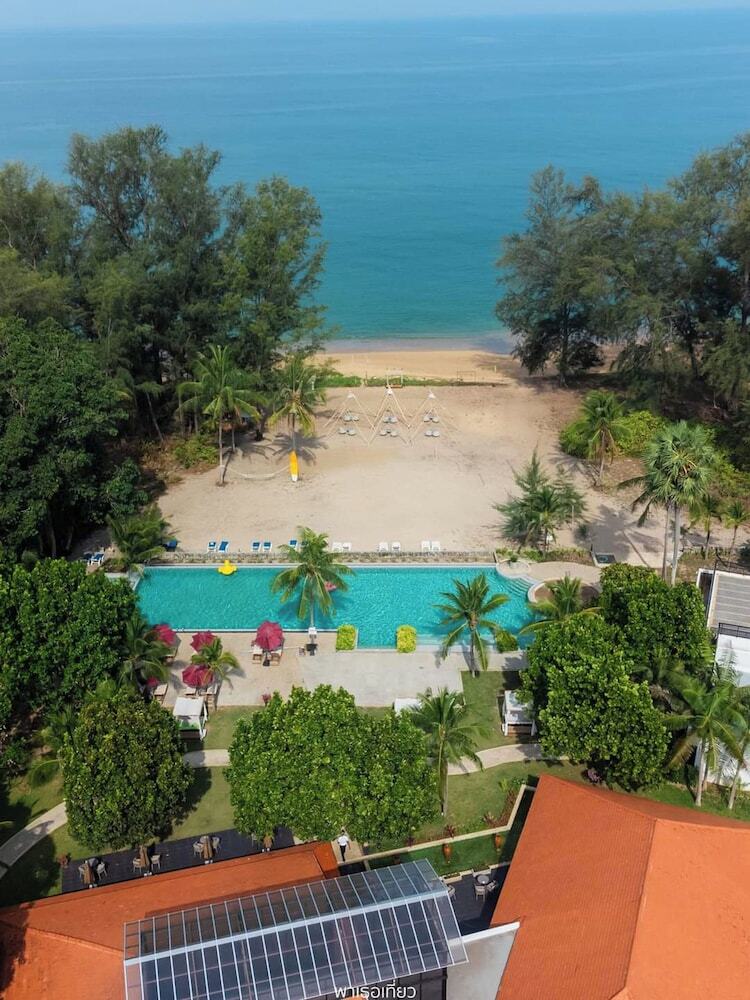Hotel Estella Phuket Mai Khao Beach Resort