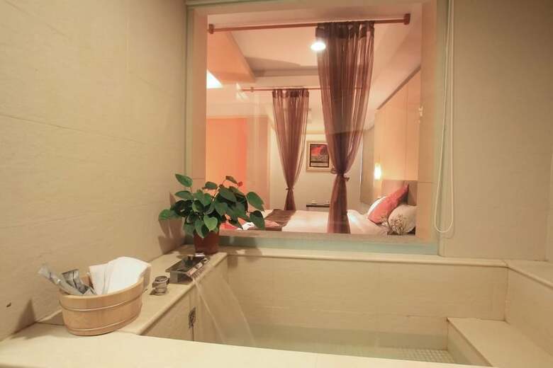 Ying Xiang Wen Quan Hotel