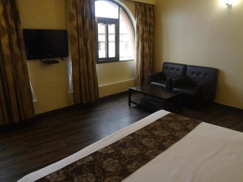 Mango Hotels, Nagpur - Central Avenue Road