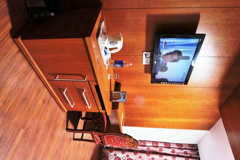 Hotel Emarald