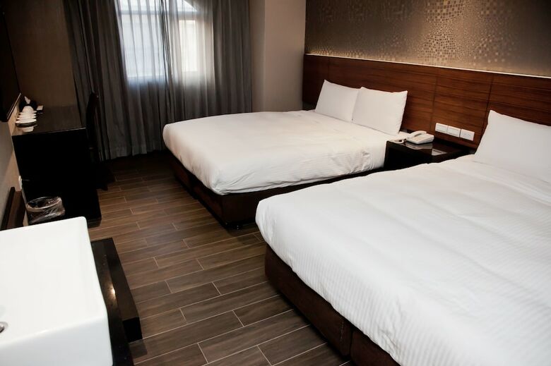 Kdm Hotel