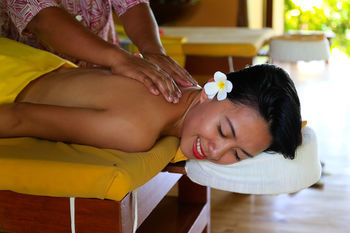 Hotel Badian Island Wellness Resort