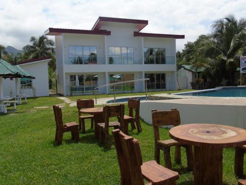 Hotel Phaidon Beach Resort