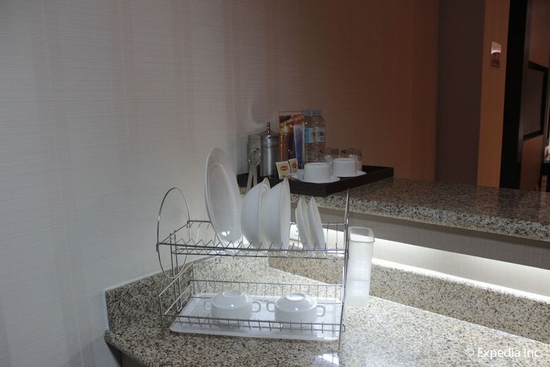 Aparthotel Sun Plaza Subic Hotel