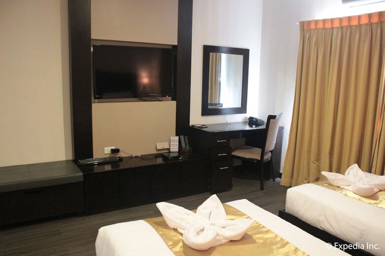 Aparthotel Sun Plaza Subic Hotel