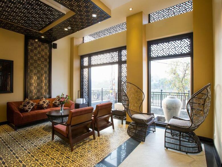 Royal Riverside Hoi An Hotel