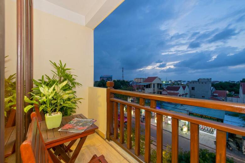 Kiman Hotel