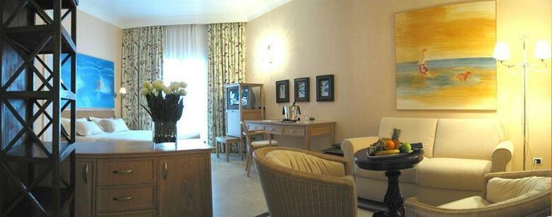 Hotel Tombolo Talasso Resort