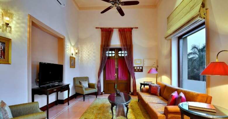 Hotel Nadesar Palace