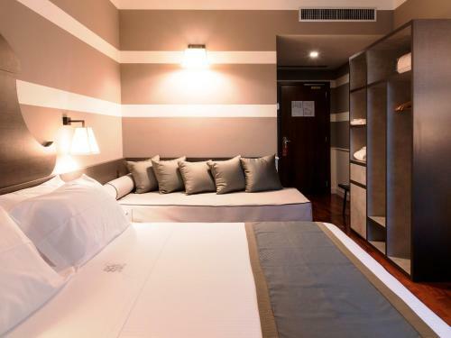 Hotel Torresi