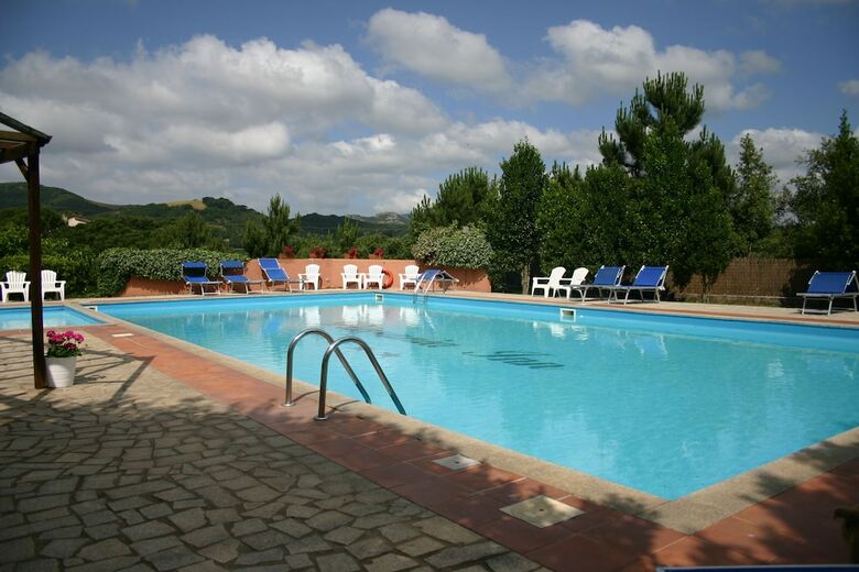 Hotel Pausania Inn