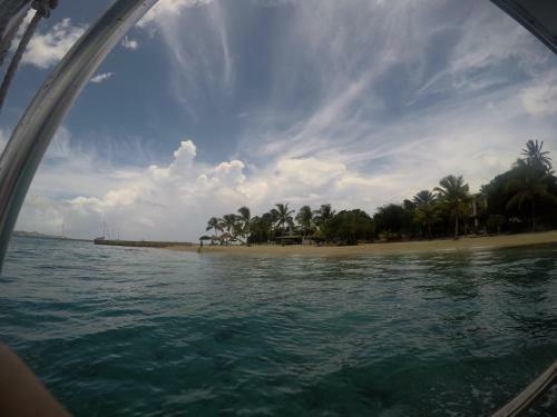 Hotel On The Cay