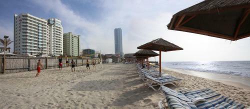 Ramada Beach Hotel Ajman