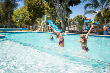 Motueka Top 10 Holiday Park