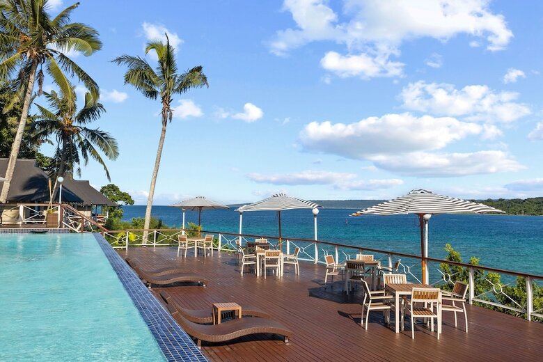 Hotel Iririki Island Resort