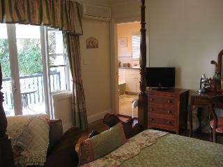 Elindale House Bed & Breakfast