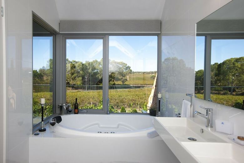 Villa Barossa Shiraz Estate