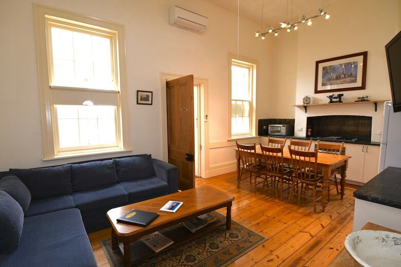 Apartamentos Annesley House