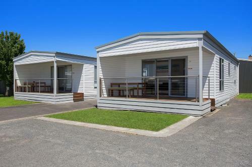 Portland Holiday Village