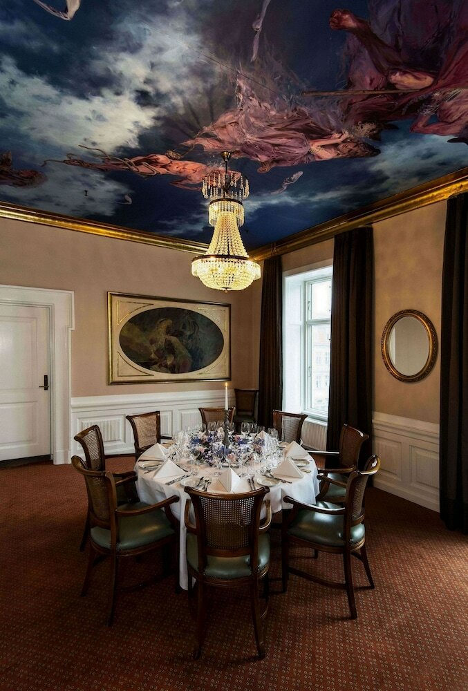 Hotel Royal