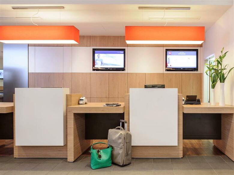 Hotel Ibis Dusseldorf Hauptbahnhof