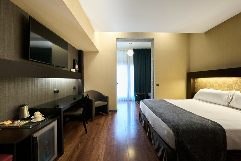 Hotel Catalonia Port