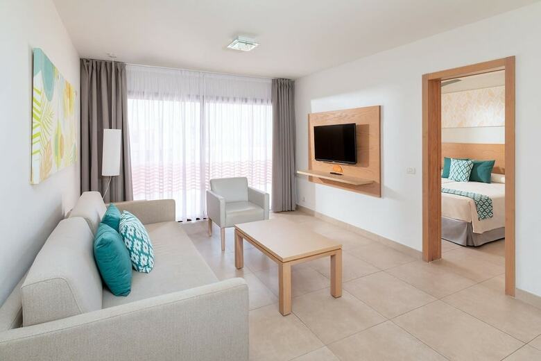 Hotel Dream Villa Tagoro