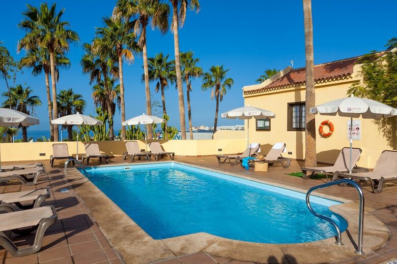 Hotel Dream Villa Tagoro