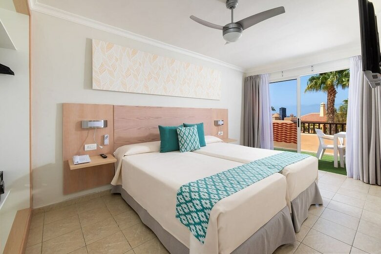 Hotel Dream Villa Tagoro