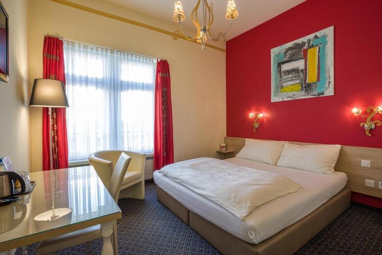 Hotel Ambassador