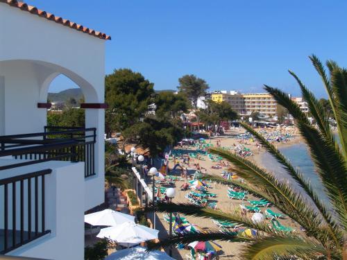 Apartamentos Playa Es Cana