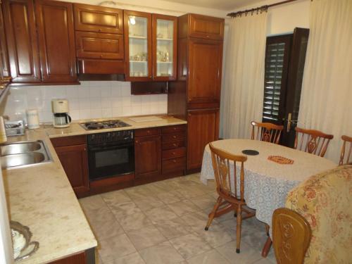 Apartments And Rooms Rogosic